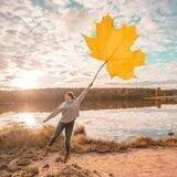 پـاییـ🍁ــزآن