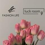 Luckroom9