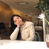 Kim Jisoo.
