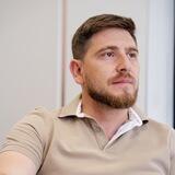 Белая Радуга — Артем Газаров