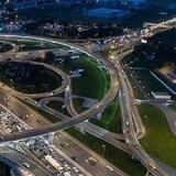 Город дорог и высоток