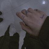 - 𝗍𝗁𝗎𝗇𝖽𝖾𝗋 .