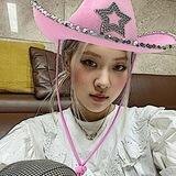 ꕨ ׄ ׅ — Roseanne Park.
