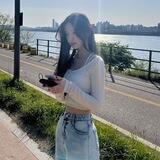 𐚈.. “entranced and captivated by p, minju”.