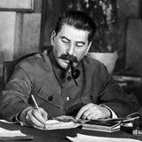 СТАЛИН — ВОЖДЬ РАБОЧЕГО КЛАССА