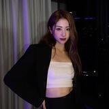 Yunjin(-)Huh.