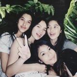 BITCHES: MEMORIES