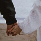 ‏" والروح تتبعُ أُنسها "💚🦋