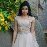 Sexy Shruti Bhabhi