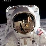La NASA. La Tierra. La Luna.