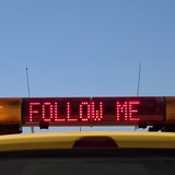 🔴 'Follow-me' Car 🟡