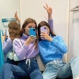 •. لـ صديقتيہ 💜📻.•