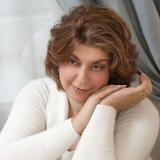 Ведический Астролог Leana Migdal
