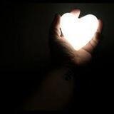 نُورٌ لِلْقَلْبِ 🩶😇