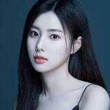♡˖ Kang Hyewon！