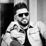 Hossein Farhang