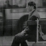 از شاعرانه ماندن