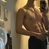‎ ‎ ‎ ㅤNikolay J