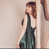Funny_harpist