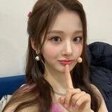 Yoona(j)