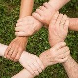 Ayuda entre humanos