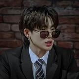 Hyunsuk.