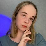 настенька учится