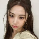 허윤진, Nadiva.