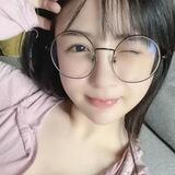 快乐甜瓜宝(尽量别引流 )(不可以发黄色)现在谁都不理，别给我发信息。