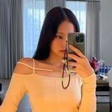 ﹫jennierubyjane