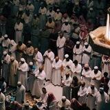 إِنَّ رَبِّي قَرِيبٌ مُجِيبٌ