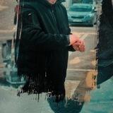 الـغـريــب ے'
