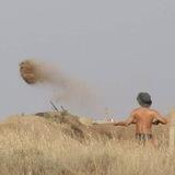 Стою на асфальте, в лыжи обутый
