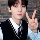 Hwang Minhyun