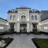 TRAVERTIN_GOLD_DECOR
