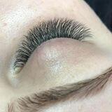 Nigow_lashes