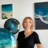 paint the sea with epoxy resin