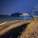 한국에서 Kim Hana
