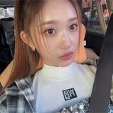 Leeseo.