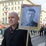 КОНСТАНТИН СЕРОВ