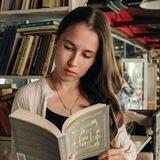 Даша Книголюб