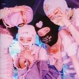( 👩‍❤️‍💋‍👩 )) – godness fam ? !