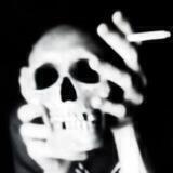 ☠