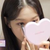vanilla kisseth ♡