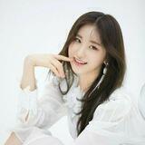 Lee (+)Haeyeon
