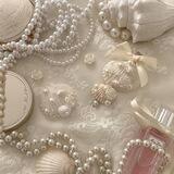 Mutiara — beautiful.