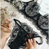 THE LINGERIE SHOP