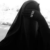 خديجة أمة الحق الحنيفية