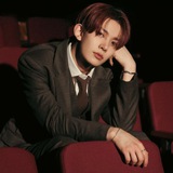 ✶ ⋮ BILLIONAIRE ( BUSINESSMAN | ⓘ ─── Live A Fulfilling Life.