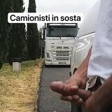 CAMIONISTI IN SOSTA